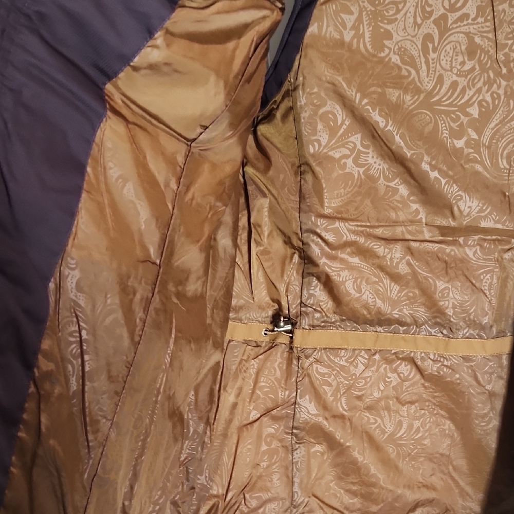 Ariat Women's Brown Quilted Vest - Picture 7 of 9